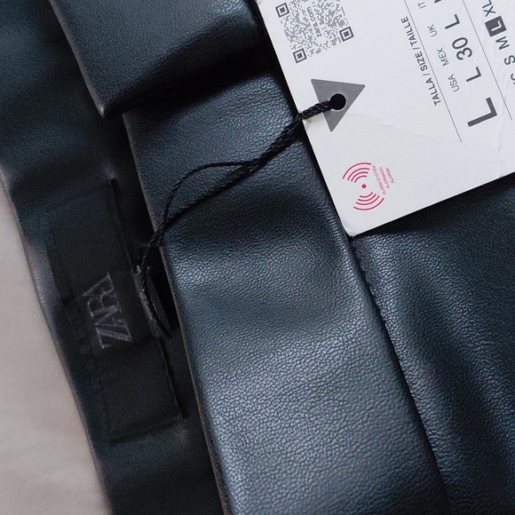 ZARA FAUX LEATHER FLARE TROUSERS - Picture 5 of 12